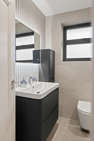 Photo 26- click for photo gallery